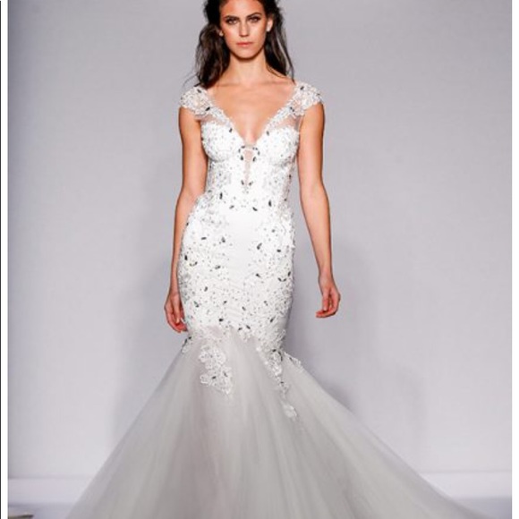 Pinina Tornai gown size 6 - Picture 3 of 11